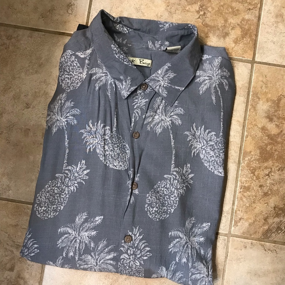 🌴Batck Bay Hawaiian Button Shirt